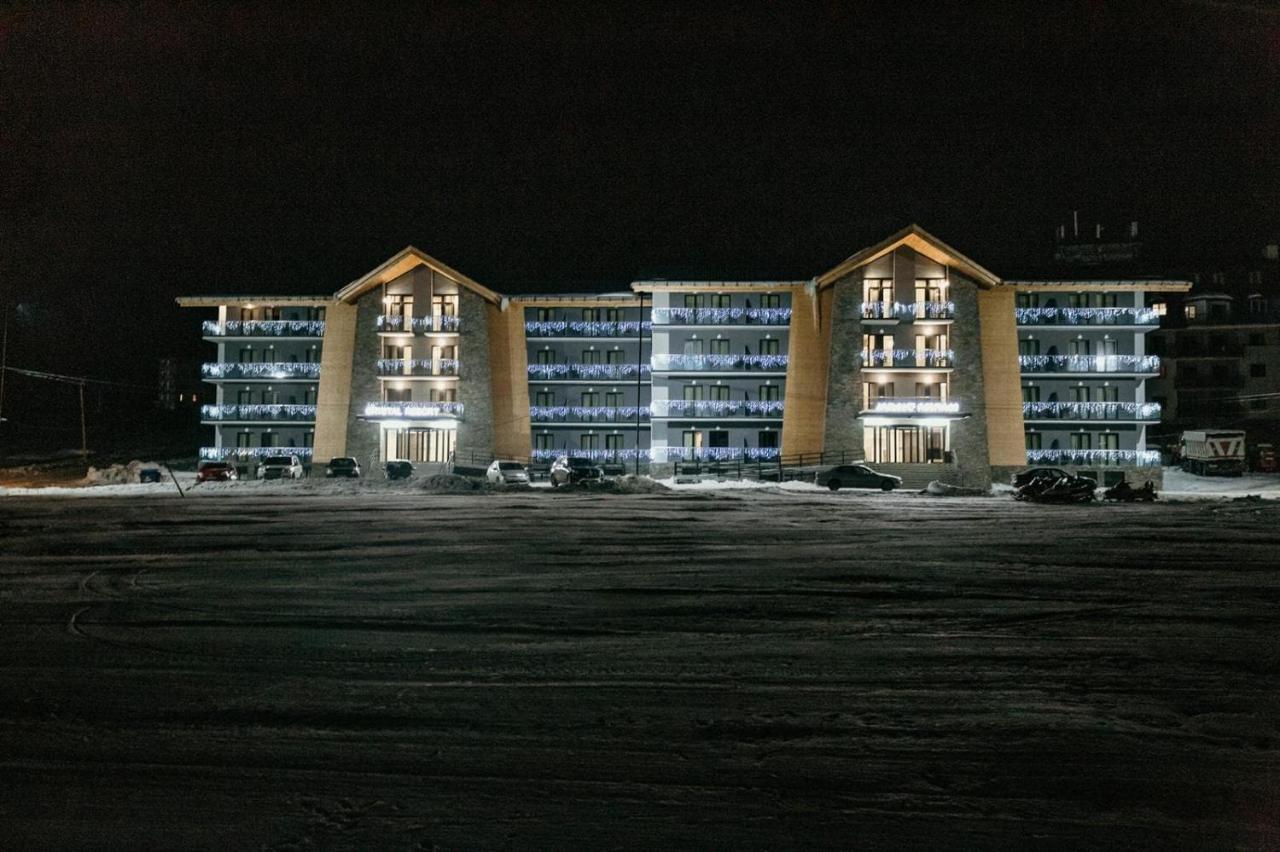 Bakuriani Crystal Resort Apartment Екстер'єр фото