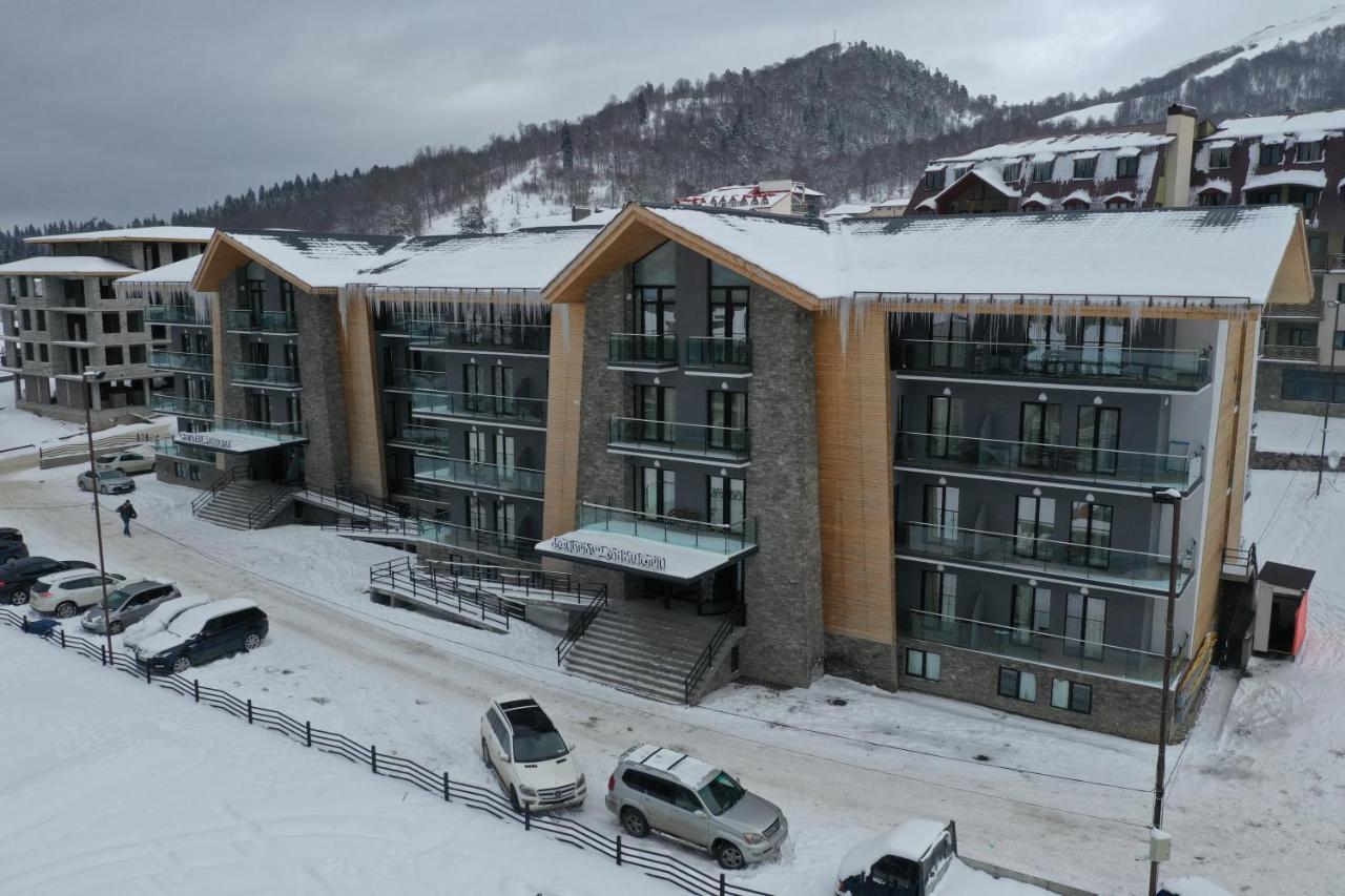 Bakuriani Crystal Resort Apartment Екстер'єр фото